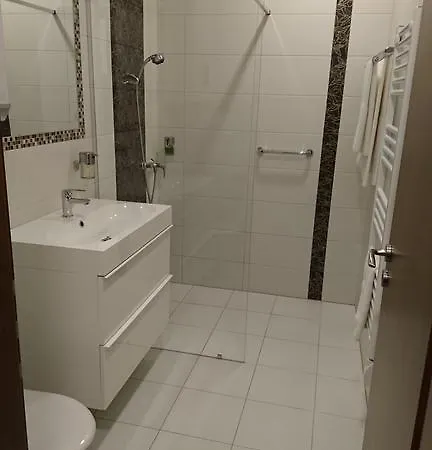 בית הארחה Corner Vendeghaz 3*